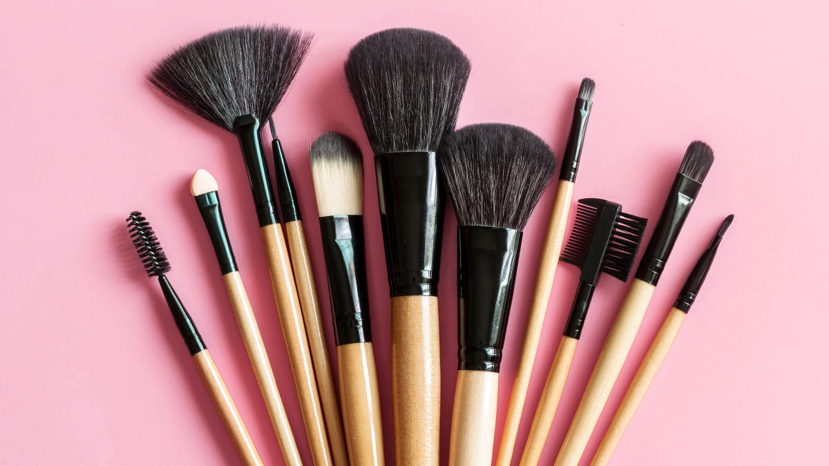 Best-rated-make-up-brushes-available-at-nuvari
