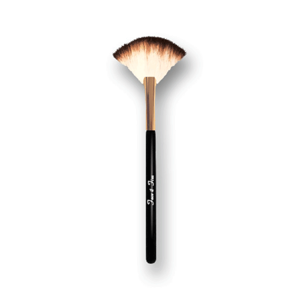 Face it Natural Story Fan Brush